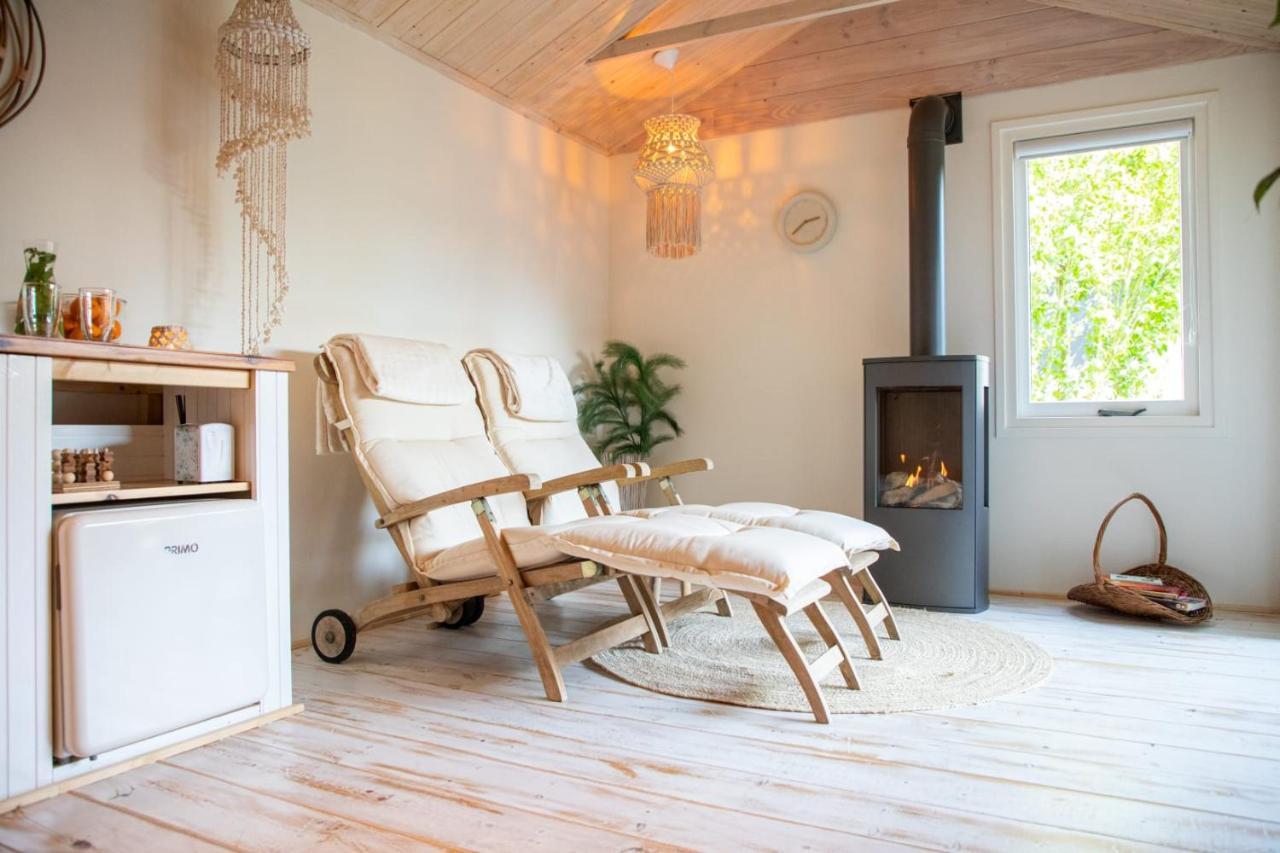 B&B Joli Met Prive Wellness Вемелдинге Екстериор снимка